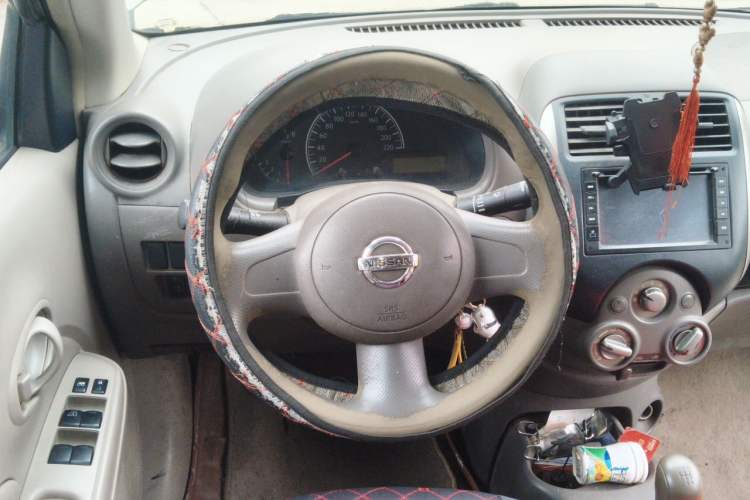 Used Nissan Sunny 2011 1.5XE Manual Comfort Edition Steering Wheel