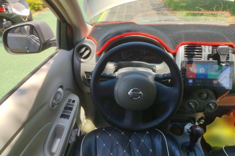 Used Nissan Sunny 2011 1.5XE CVT Comfort Edition Steering Wheel