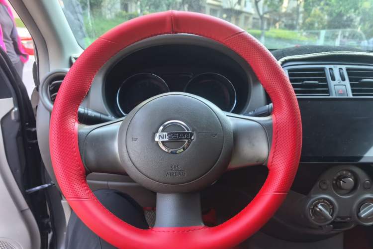 Used Nissan Sunny 2011 1.5XL Manual Deluxe Edition Steering Wheel