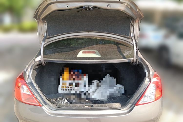 Used Nissan Sunny 2011 1.5XL Manual Deluxe Edition Trunk