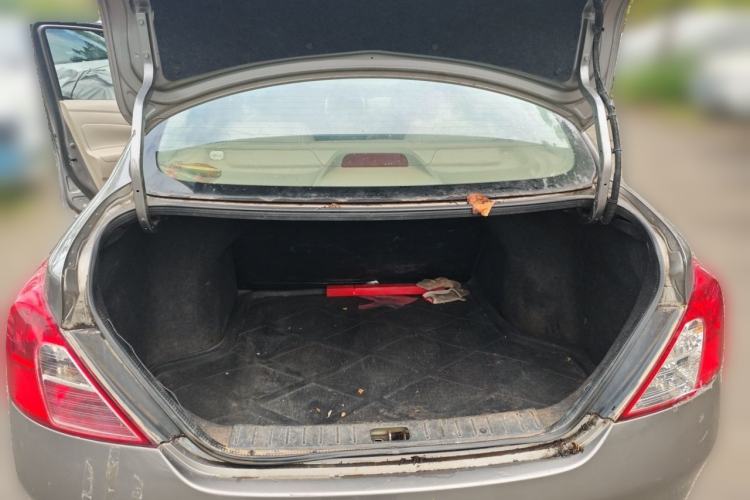 Used Nissan Sunny 2011 1.5XE Manual Comfort Edition Trunk