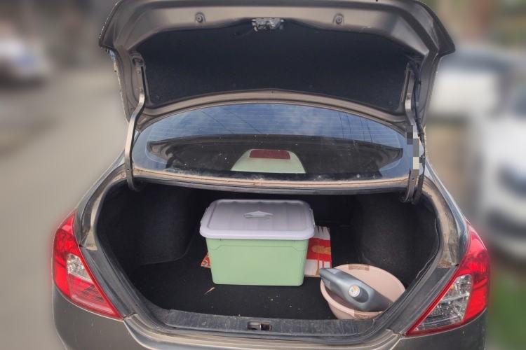Used Nissan Sunny 2011 1.5XE CVT Comfort Edition Trunk