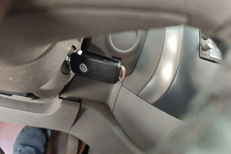Used Nissan Sunny 2011 1.5XE CVT Comfort Edition Vehicle Key