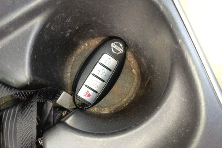 Used Nissan Sunny 2011 1.5XL CVT Luxury Edition Vehicle Key