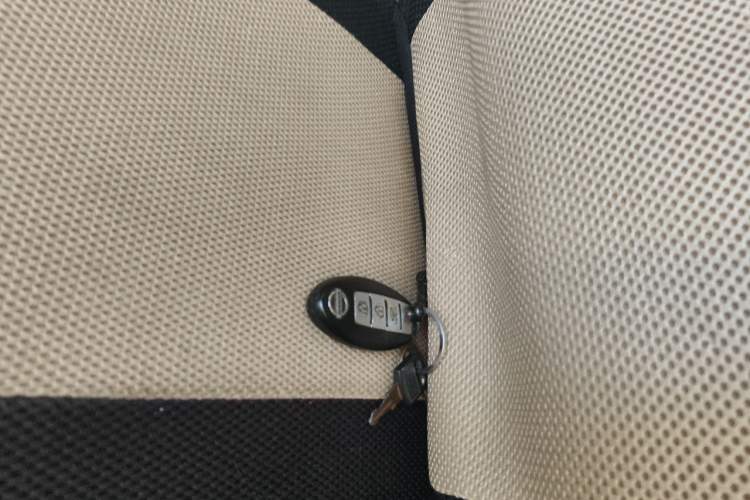 Used Nissan Sunny 2011 1.5XL Manual Deluxe Edition Vehicle Key
