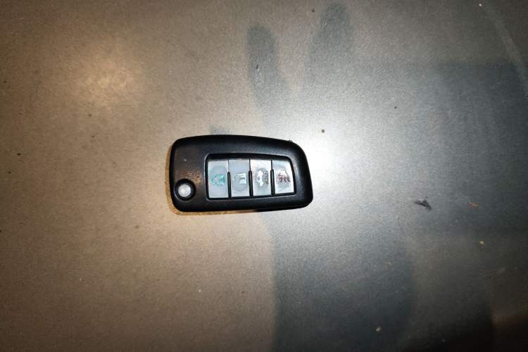 Used Nissan Sunny 2011 1.5XE CVT Comfort Edition Vehicle Key