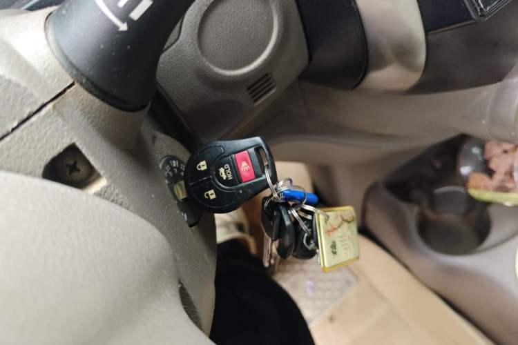 Used Nissan Sunny 2011 1.5XE Manual Comfort Edition Vehicle Key