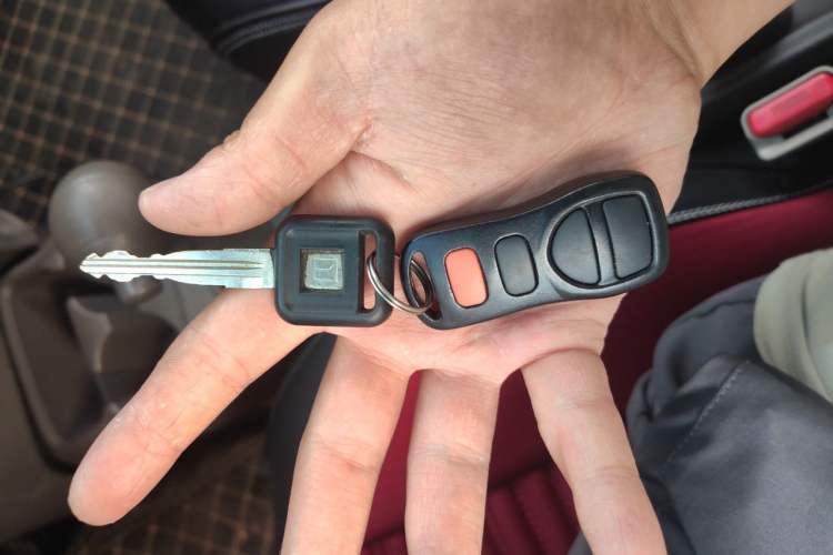 Used Nissan Sunny 2011 1.5XE CVT Comfort Edition Vehicle Key