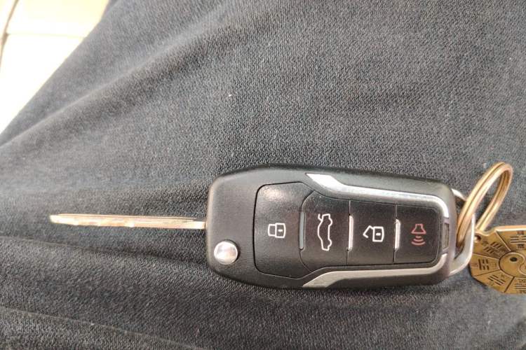 Used Nissan Sunny 2011 1.5XE CVT Comfort Edition Vehicle Key