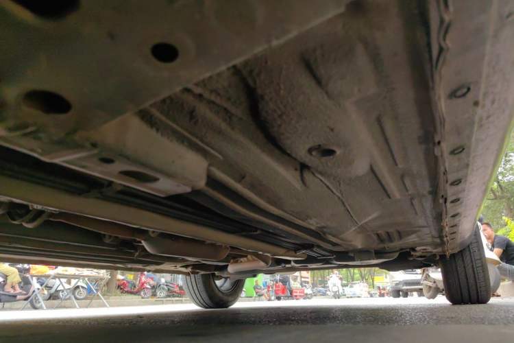 Used Nissan Sunny 2011 1.5XE Manual Comfort Edition Chassis Front Left