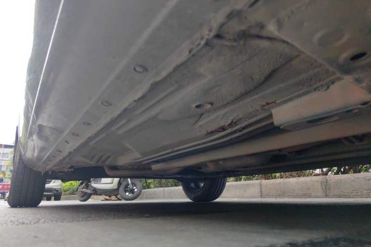 Used Nissan Sunny 2011 1.5XE Manual Comfort Edition Chassis Front Right