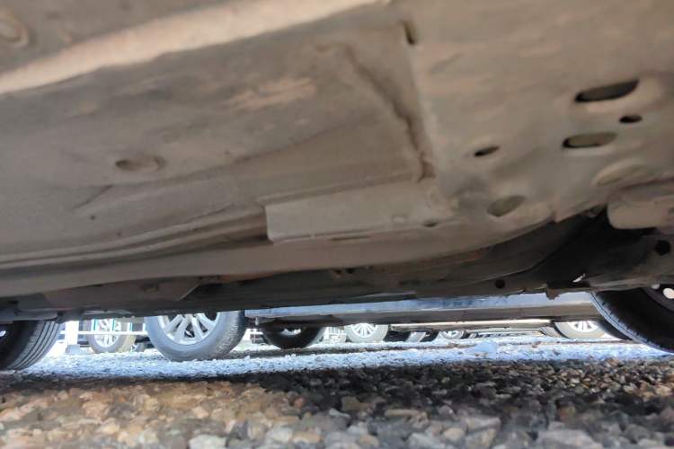 Used Nissan Sunny 2011 1.5XE Manual Comfort Edition Chassis Front Right