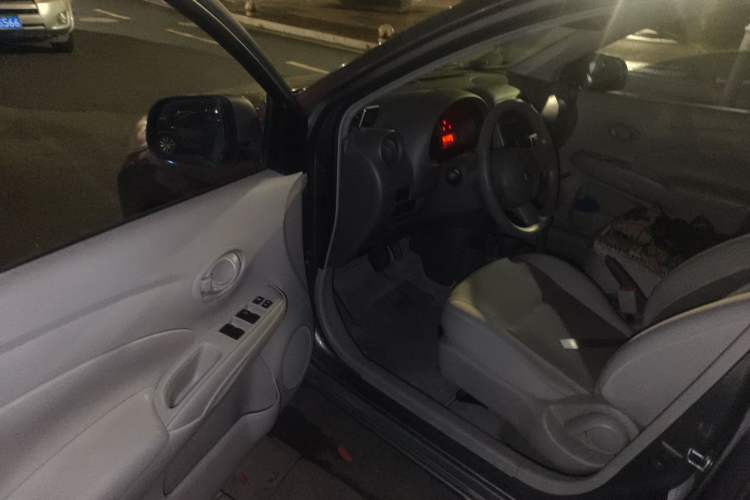 Used Nissan Sunny 2011 1.5XE CVT Comfort Edition Driver Seat