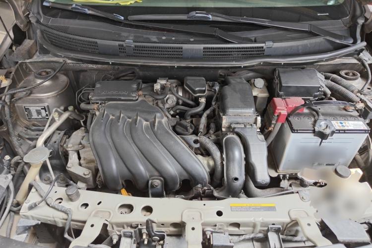 Used Nissan Sunny 2011 1.5XE Manual Comfort Edition Engine Bay