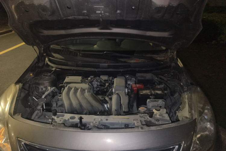 Used Nissan Sunny 2011 1.5XE CVT Comfort Edition Engine Bay