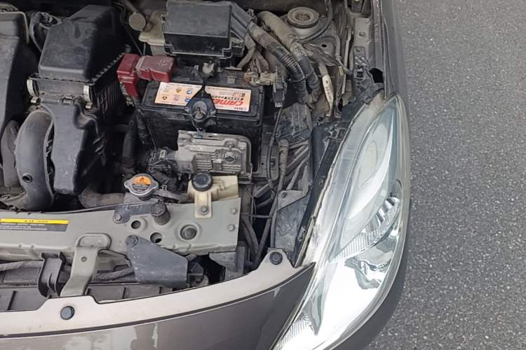 Used Nissan Sunny 2011 1.5XL CVT Luxury Edition Engine Bay Left