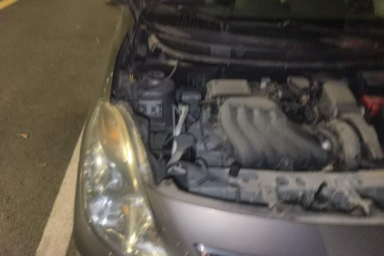 Used Nissan Sunny 2011 1.5XE CVT Comfort Edition Engine Bay Right