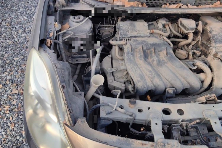 Used Nissan Sunny 2011 1.5XE Manual Comfort Edition Engine Bay Right