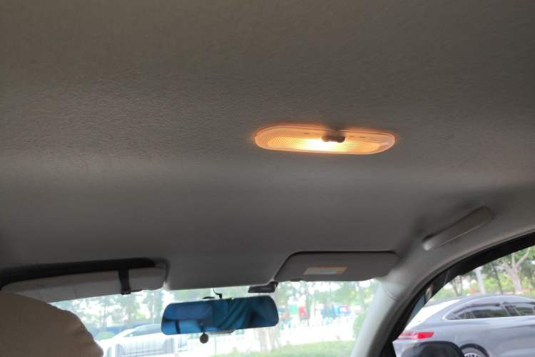 Used Nissan Sunny 2011 1.5XE Manual Comfort Edition Headliner