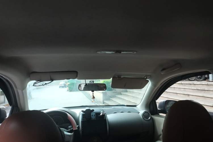 Used Nissan Sunny 2011 1.5XE CVT Comfort Edition Headliner