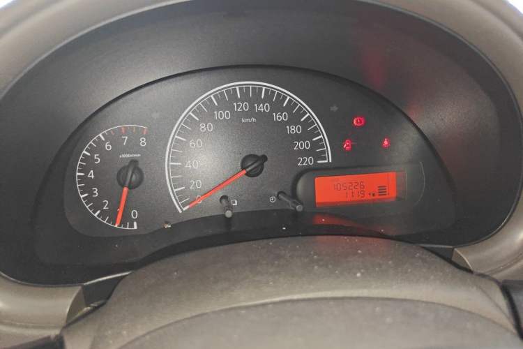 Used Nissan Sunny 2011 1.5XE Manual Comfort Edition Instrument Cluster