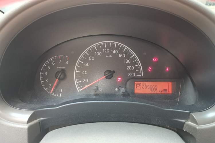 Used Nissan Sunny 2011 1.5XE CVT Comfort Edition Instrument Cluster