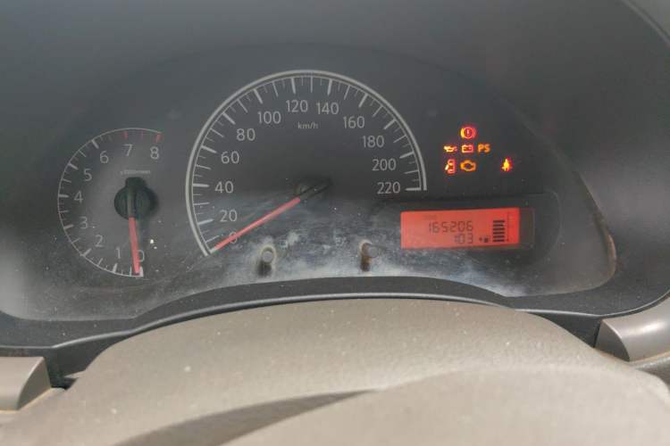 Used Nissan Sunny 2011 1.5XE Manual Comfort Edition Odometer Close Up