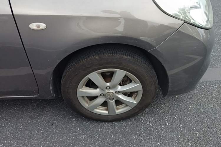 Used Nissan Sunny 2011 1.5XL CVT Luxury Edition Right Front Wheel Hub