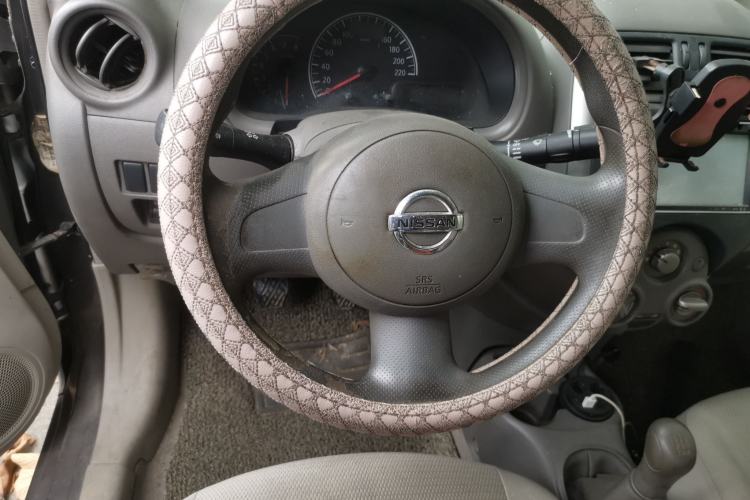 Used Nissan Sunny 2011 1.5XE Manual Comfort Edition Steering Wheel