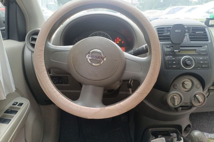 Used Nissan Sunny 2011 1.5XE Manual Comfort Edition Steering Wheel