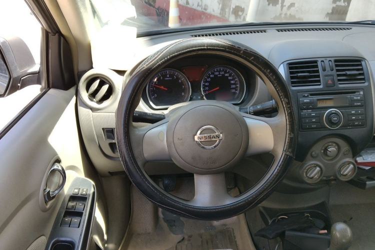 Used Nissan Sunny 2011 1.5XL Manual Deluxe Edition Steering Wheel