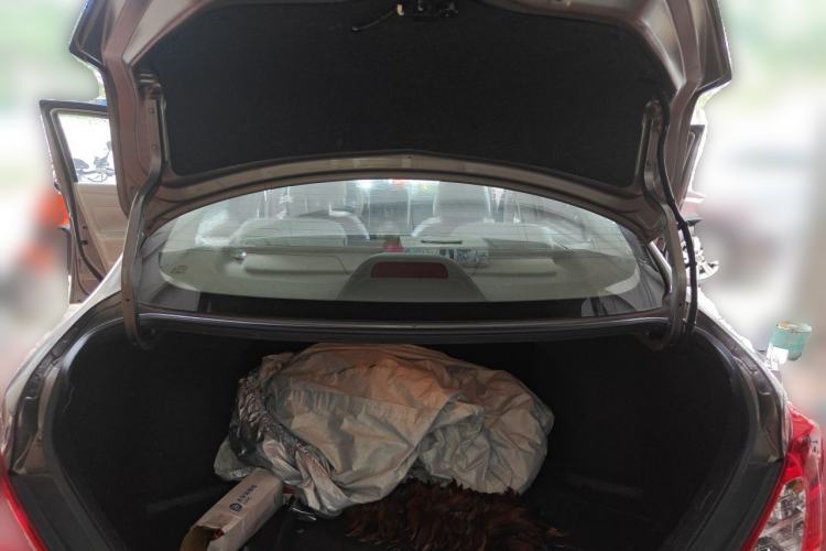 Used Nissan Sunny 2011 1.5XE Manual Comfort Edition Trunk