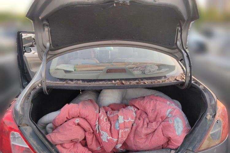 Used Nissan Sunny 2011 1.5XE Manual Comfort Edition Trunk
