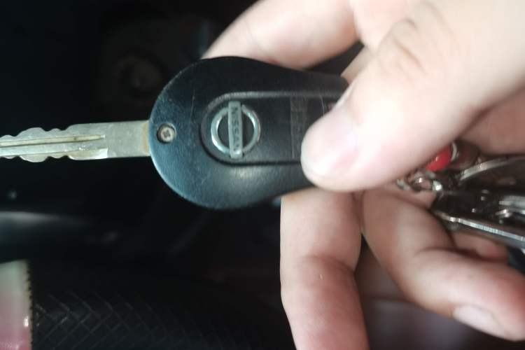 Used Nissan Sunny 2011 1.5XE CVT Comfort Edition Vehicle Key