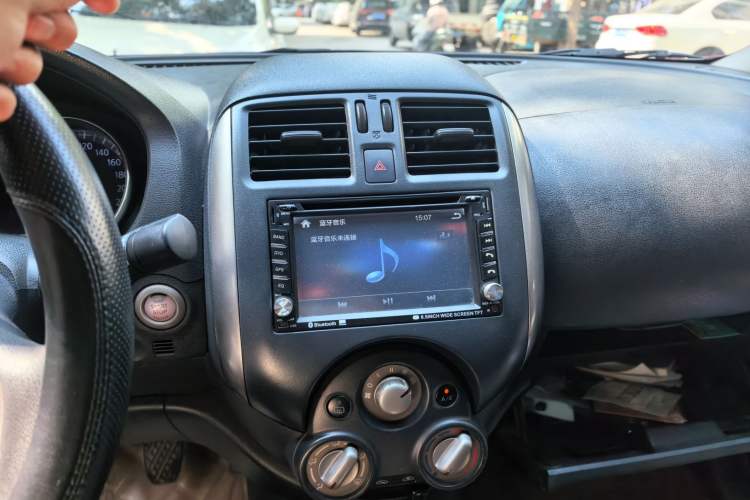Used Nissan Sunny 2011 1.5XL Manual Deluxe Edition Audio And AC Panel