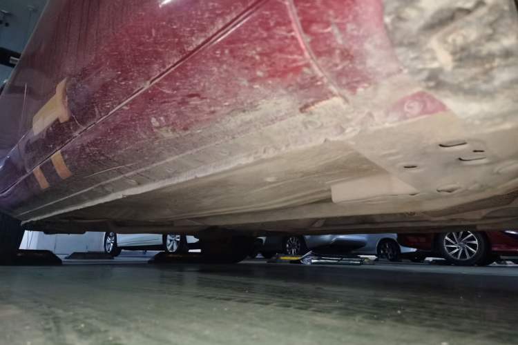 Used Nissan Sunny 2011 1.5XL Manual Deluxe Edition Chassis Front Right