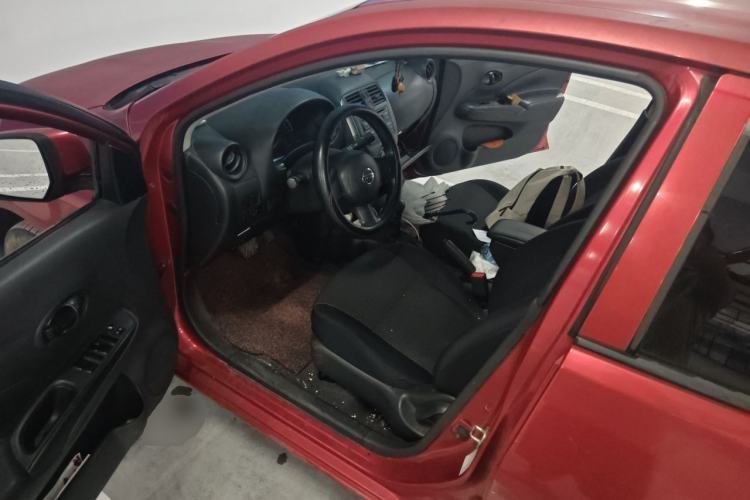 Used Nissan Sunny 2011 1.5XE CVT Comfort Edition Driver Seat
