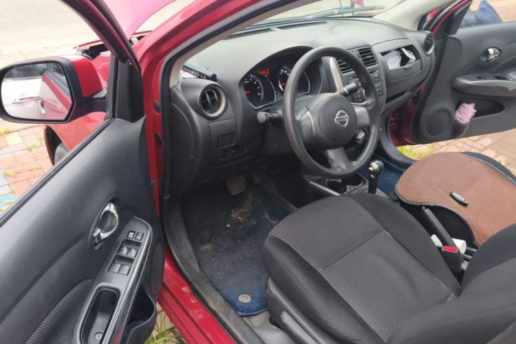 Used Nissan Sunny 2011 1.5XL CVT Luxury Edition Driver Seat