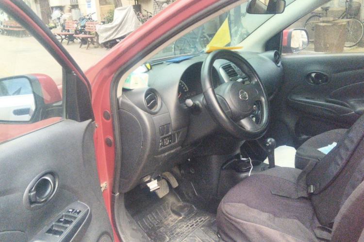 Used Nissan Sunny 2011 1.5XE CVT Comfort Edition Driver Seat