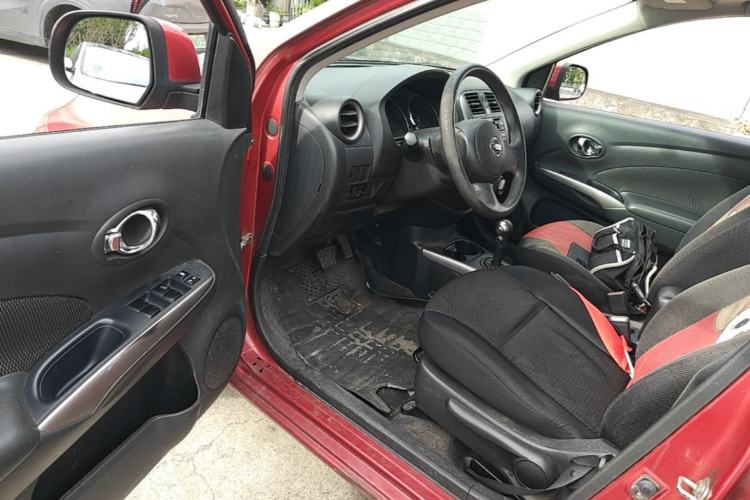 Used Nissan Sunny 2011 1.5XL CVT Luxury Edition Driver Seat