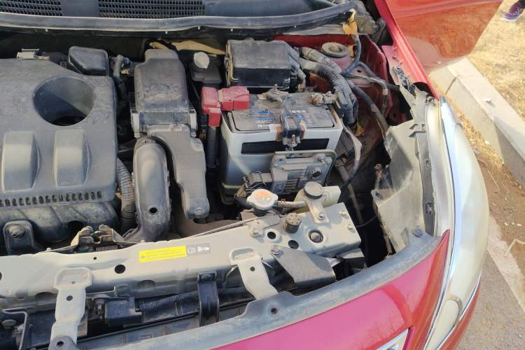 Used Nissan Sunny 2011 1.5XL CVT Luxury Edition Engine Bay Left