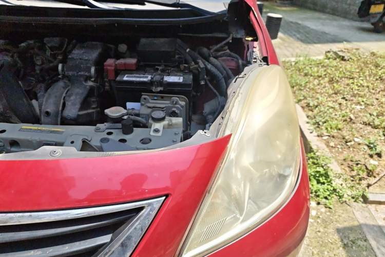 Used Nissan Sunny 2011 1.5XE CVT Comfort Edition Engine Bay Left