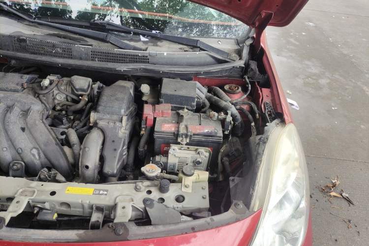 Used Nissan Sunny 2011 1.5XE CVT Comfort Edition Engine Bay Left