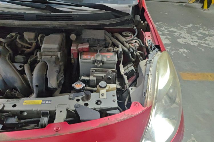 Used Nissan Sunny 2011 1.5XE CVT Comfort Edition Engine Bay Left