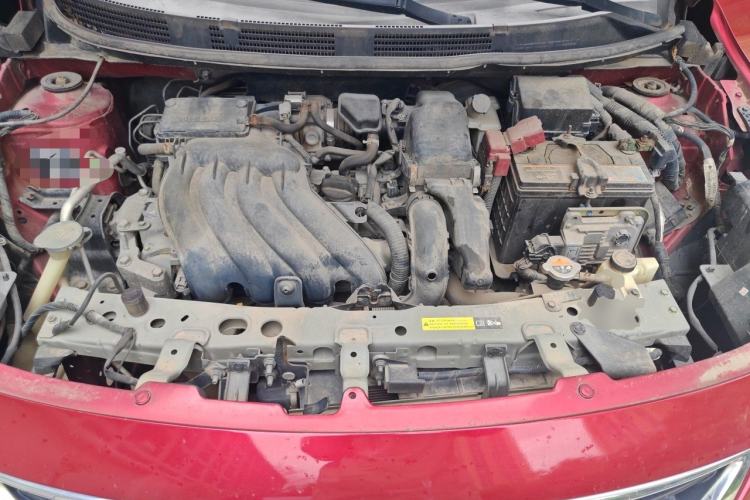 Used Nissan Sunny 2011 1.5XE CVT Comfort Edition Engine Bay