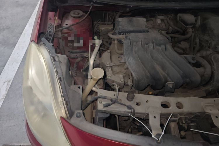 Used Nissan Sunny 2011 1.5XE CVT Comfort Edition Engine Bay Right
