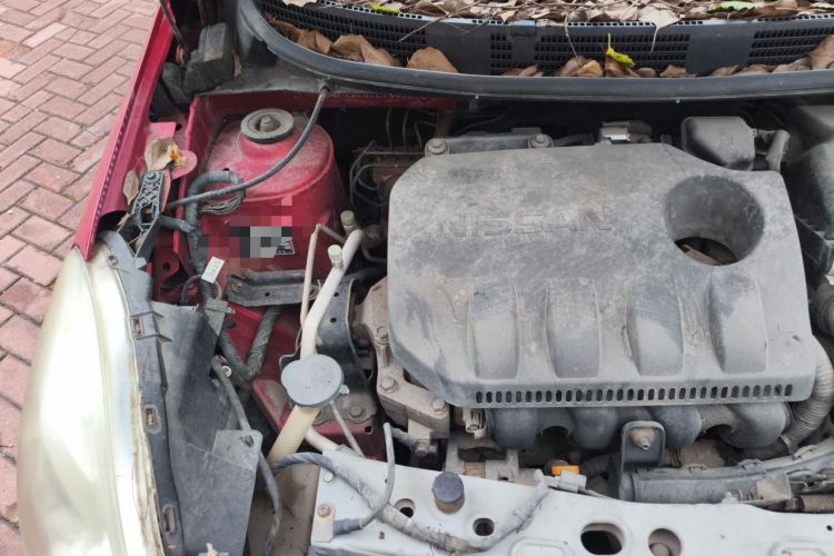 Used Nissan Sunny 2011 1.5XL CVT Luxury Edition Engine Bay Right