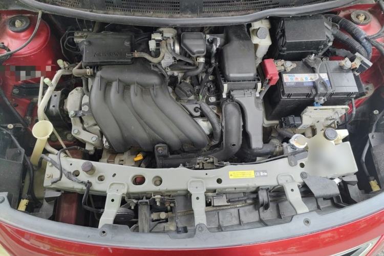 Used Nissan Sunny 2011 1.5XE CVT Comfort Edition Engine Bay