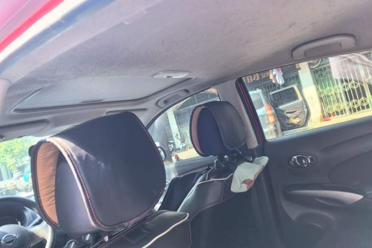 Used Nissan Sunny 2011 1.5XL Manual Deluxe Edition Headliner