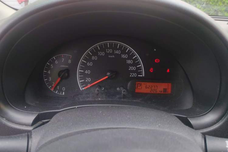 Used Nissan Sunny 2011 1.5XE CVT Comfort Edition Instrument Cluster